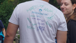 Kép szöveg